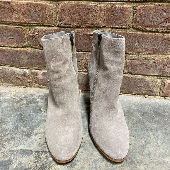 Steve Madden Glorius Taupe Suede Leather Ankle Bootie - Picture 3 of 10